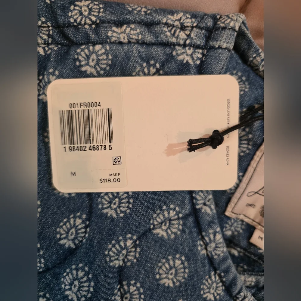 Levi's Premium Blue Quilted Floral-Print Jacket SizeL NWT - Picture 16 of 16